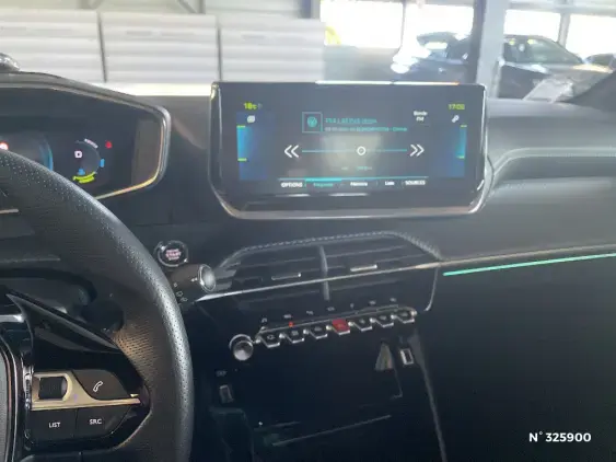 PEUGEOT 208 ELECTRIQUE II - voiture d'occasion - Photo 13