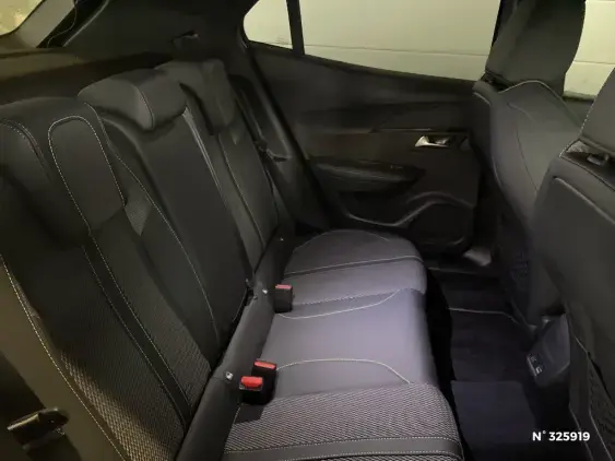 PEUGEOT 2008 II - voiture d'occasion - Photo 11