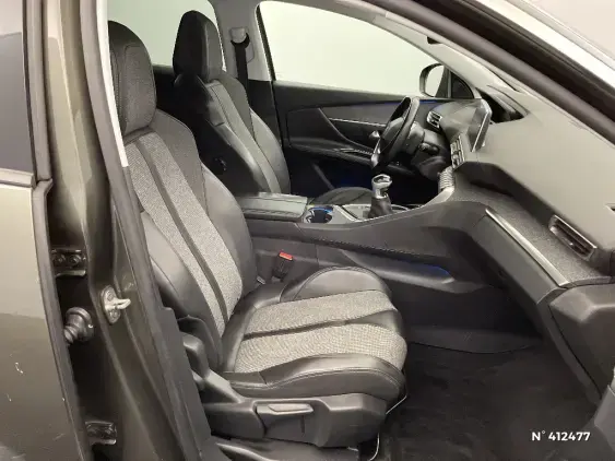 PEUGEOT 3008 II - voiture d'occasion - Photo 10