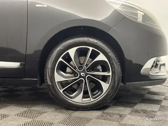 RENAULT SCENIC III - voiture d'occasion - Photo 8