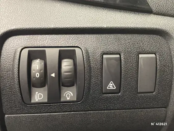 RENAULT SCENIC III - voiture d'occasion - Photo 15