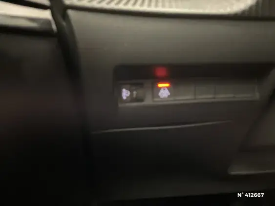 PEUGEOT 208 ELECTRIQUE II - voiture d'occasion - Photo 14