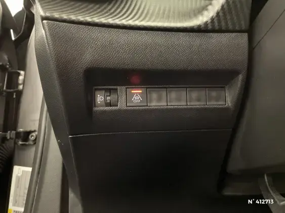 PEUGEOT 2008 II - voiture d'occasion - Photo 15