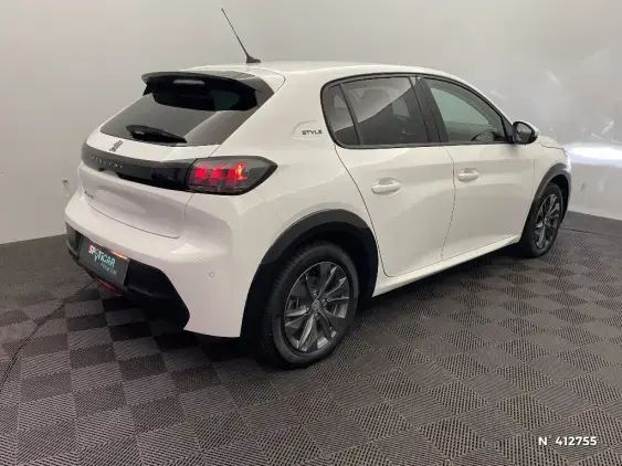 PEUGEOT 208 ELECTRIQUE II - voiture d'occasion - Photo 4