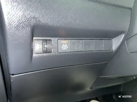 PEUGEOT 208 ELECTRIQUE II - voiture d'occasion - Photo 15