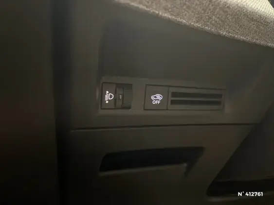 PEUGEOT 3008 III - voiture d'occasion - Photo 22