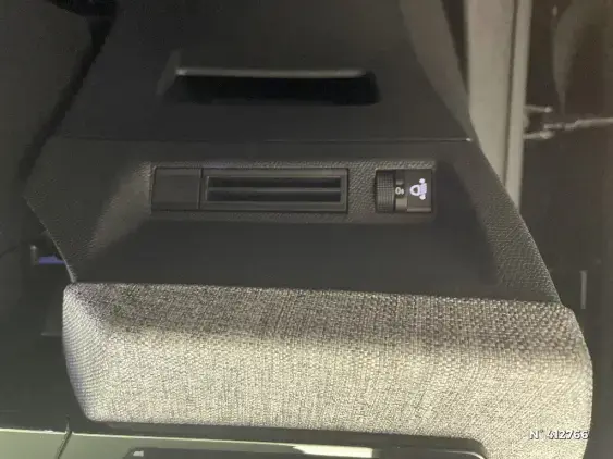 PEUGEOT 3008 III - voiture d'occasion - Photo 15