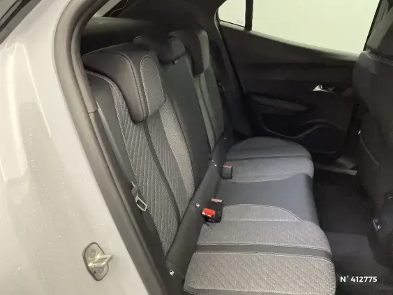 PEUGEOT 2008 II - voiture d'occasion - Photo 11