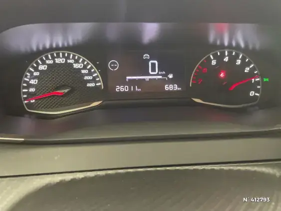 PEUGEOT 208 BUSINESS R II - voiture d'occasion - Photo 12