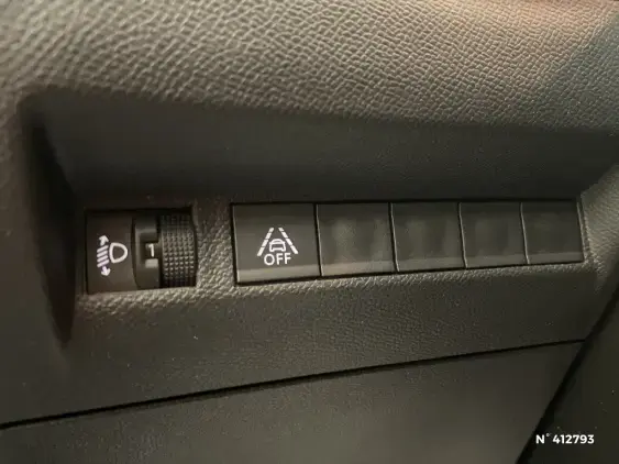 PEUGEOT 208 BUSINESS R II - voiture d'occasion - Photo 14