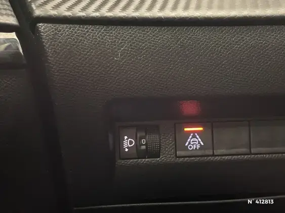 PEUGEOT 208 ELECTRIQUE II - voiture d'occasion - Photo 15