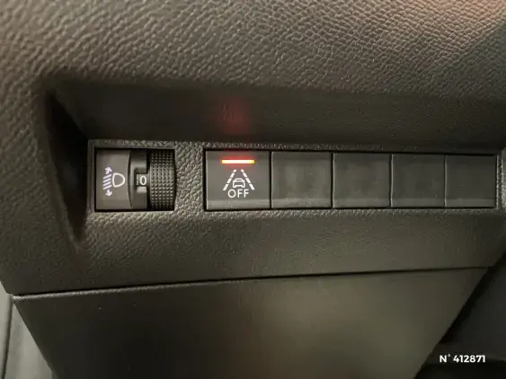 PEUGEOT 208 BUSINESS R II - voiture d'occasion - Photo 15