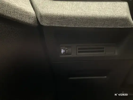 PEUGEOT 3008 III - voiture d'occasion - Photo 15