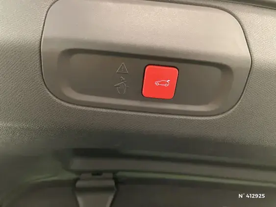 PEUGEOT 408 - voiture d'occasion - Photo 24