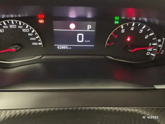 PEUGEOT 2008 II - voiture d'occasion - Photo 12