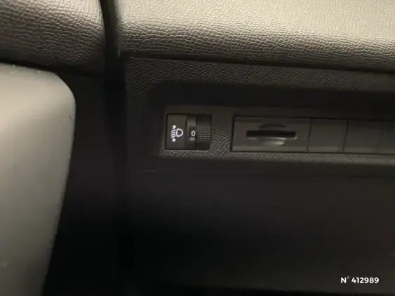 PEUGEOT 308 SW III - voiture d'occasion - Photo 15