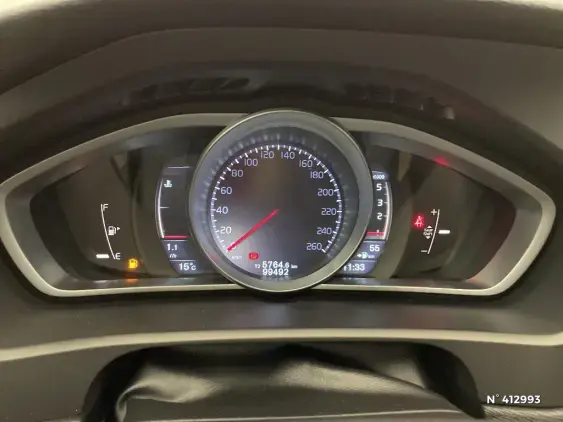 VOLVO V40 II - voiture d'occasion - Photo 12