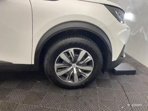 PEUGEOT 2008 II - voiture d'occasion - Photo 8