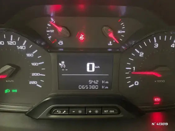 PEUGEOT PARTNER III - voiture d'occasion - Photo 12