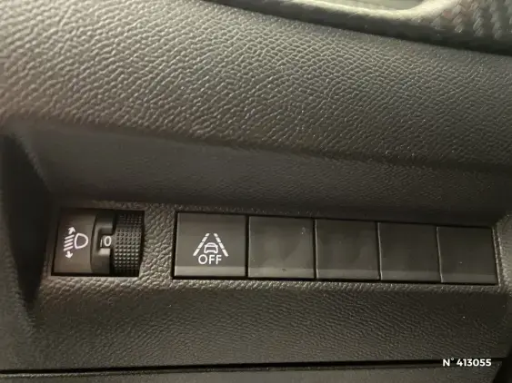 PEUGEOT 208 BUSINESS R II - voiture d'occasion - Photo 15