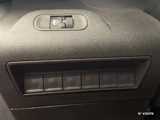 PEUGEOT PARTNER III - voiture d'occasion - Photo 14