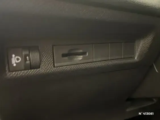 PEUGEOT 308 SW III - voiture d'occasion - Photo 15