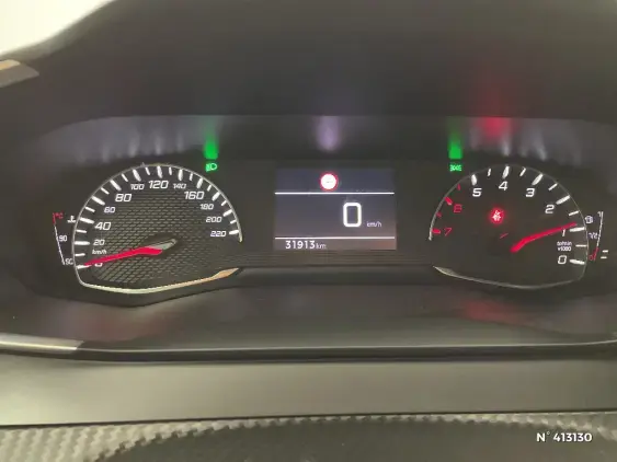 PEUGEOT 208 BUSINESS R II - voiture d'occasion - Photo 12