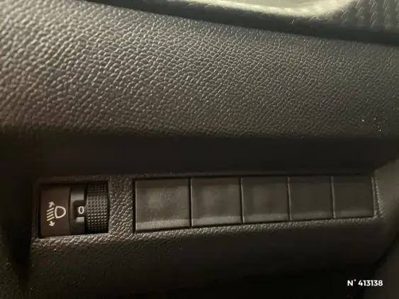 PEUGEOT 208 II - voiture d'occasion - Photo 14