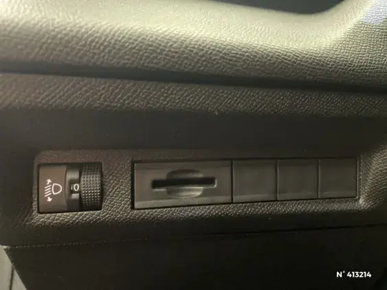 PEUGEOT 308 III - voiture d'occasion - Photo 15