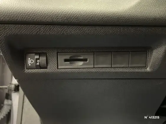 PEUGEOT 308 SW III - voiture d'occasion - Photo 15