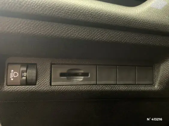 PEUGEOT 308 III - voiture d'occasion - Photo 15