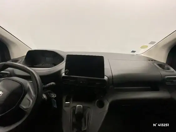 PEUGEOT PARTNER III - voiture d'occasion - Photo 9