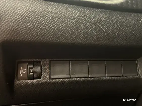 PEUGEOT 208 II - voiture d'occasion - Photo 15