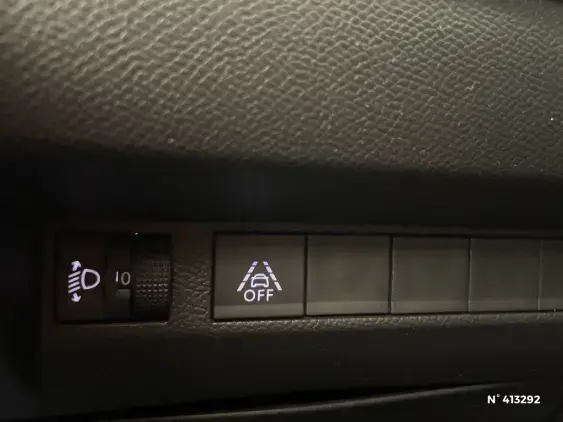 PEUGEOT 208 BUSINESS R II - voiture d'occasion - Photo 15