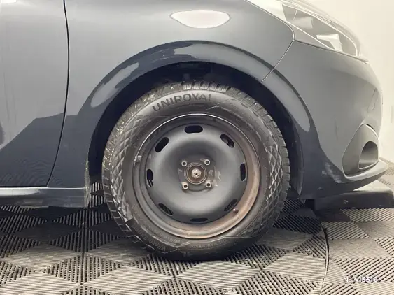 PEUGEOT 208 - voiture d'occasion - Photo 8