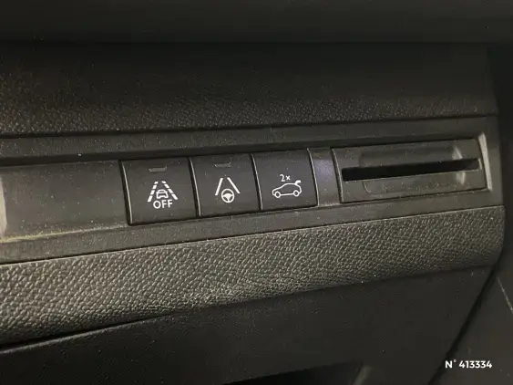 PEUGEOT 3008 II - voiture d'occasion - Photo 15