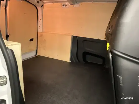 PEUGEOT PARTNER III - voiture d'occasion - Photo 11