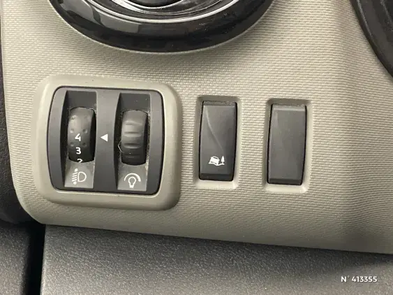 RENAULT TRAFIC III - voiture d'occasion - Photo 14