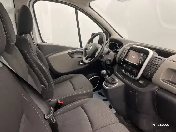 RENAULT TRAFIC III - voiture d'occasion - Photo 10