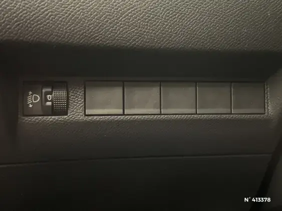 PEUGEOT 208 II - voiture d'occasion - Photo 15