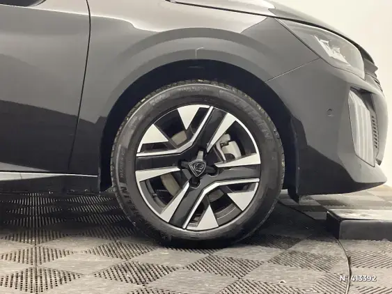 PEUGEOT 208 II - voiture d'occasion - Photo 8