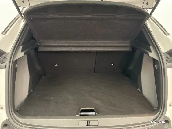 PEUGEOT 2008 II - voiture d'occasion - Photo 7