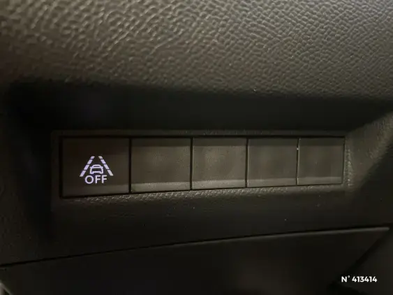 PEUGEOT 2008 II - voiture d'occasion - Photo 15