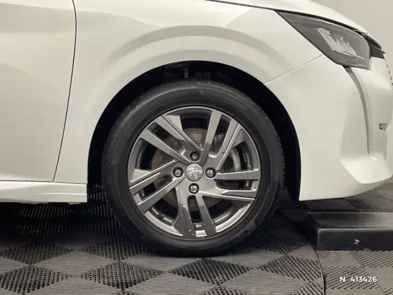 PEUGEOT 208 II - voiture d'occasion - Photo 8