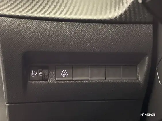 PEUGEOT 208 ELECTRIQUE II - voiture d'occasion - Photo 15