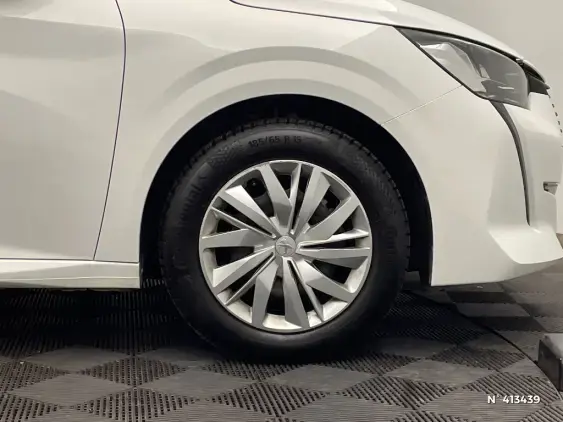 PEUGEOT 208 BUSINESS R II - voiture d'occasion - Photo 8