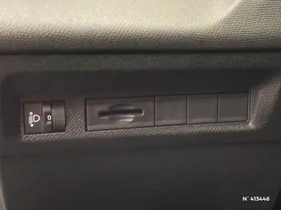 PEUGEOT 308 III - voiture d'occasion - Photo 15