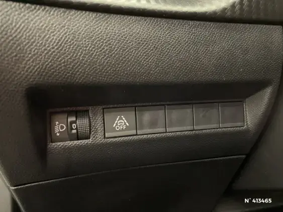 PEUGEOT 2008 II - voiture d'occasion - Photo 15