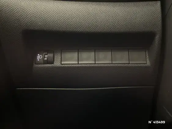 PEUGEOT 208 II - voiture d'occasion - Photo 15