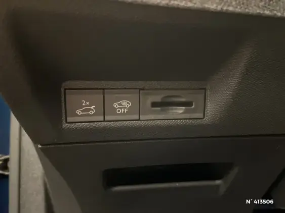 PEUGEOT 3008 ELECTRIQUE III - voiture d'occasion - Photo 14